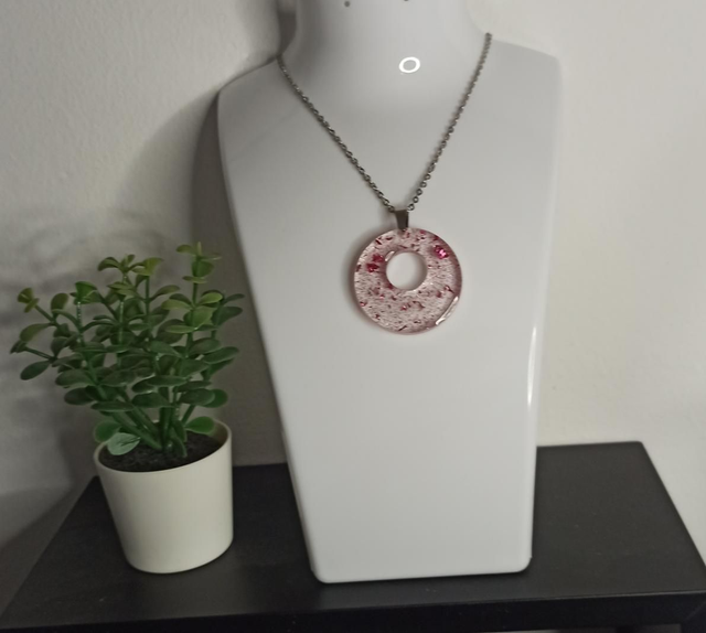 Pendentif éclat de rose CO031