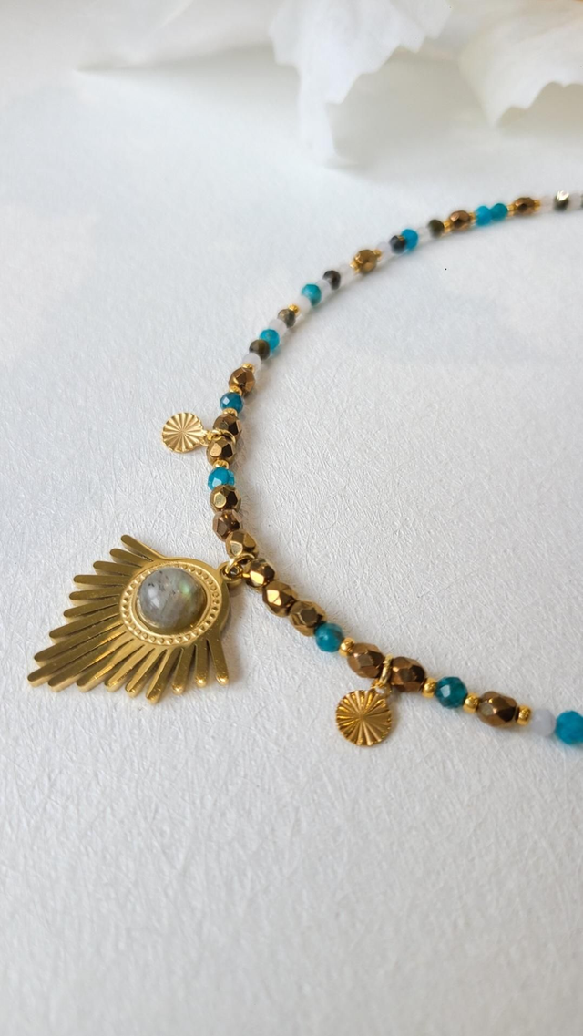 Collier Apatite • Œil de Faucon • Pyrite • Quartz Rose • Pierre de Lune • Labradorite – Harmonie & Clarté
