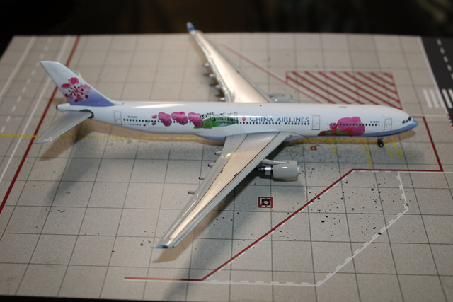 China Airlines A330-300 (B-16305), 1:400