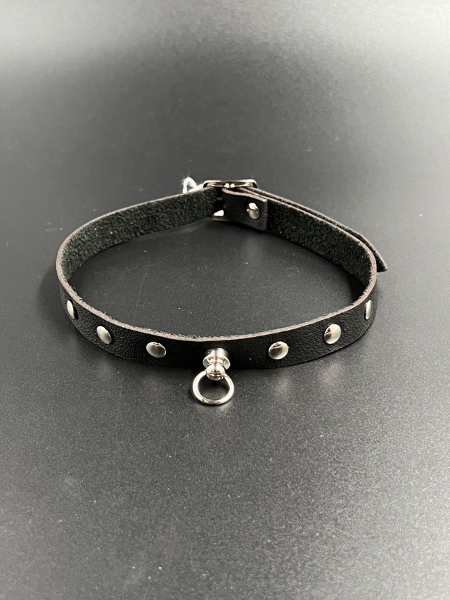 Collar met studs 14mm van echt zacht leer met 13mm O-ring