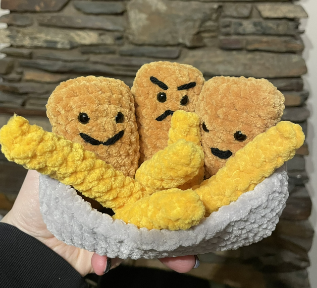 Crochet amigurumi chicken nuggets &amp; fries