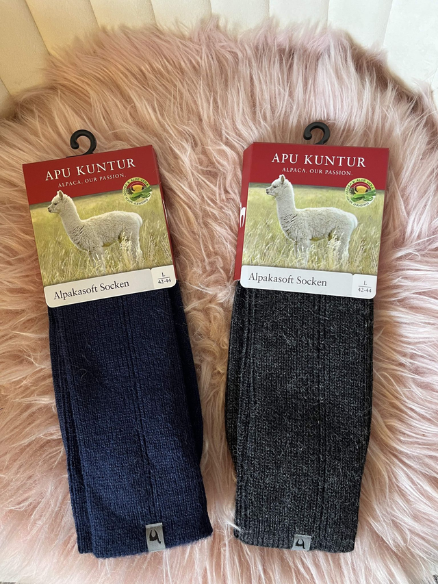 Socken & Kniestrümpfe