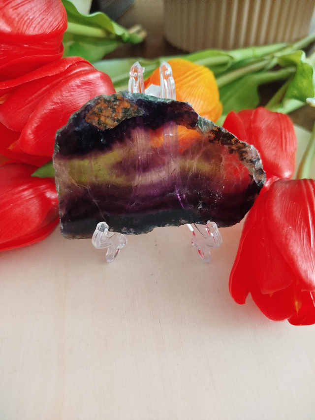 Fragment de fluorite arc-en-ciel 