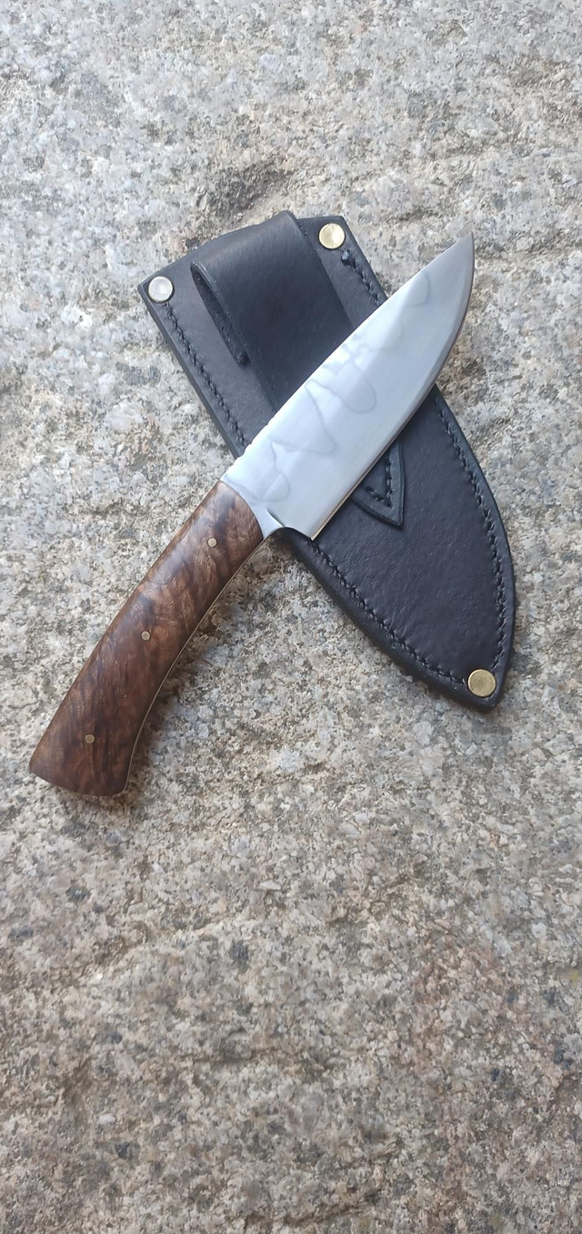 Couteau fixe utilitaire noyer 