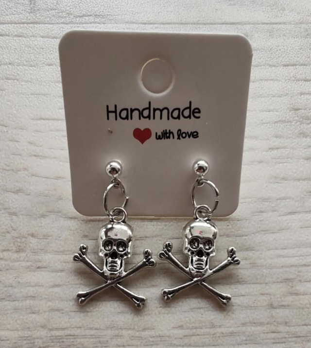 Skull Silver Stud Earrings 