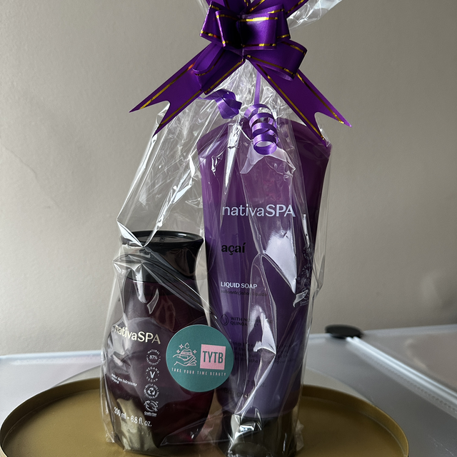 Acai Gift Bag 2