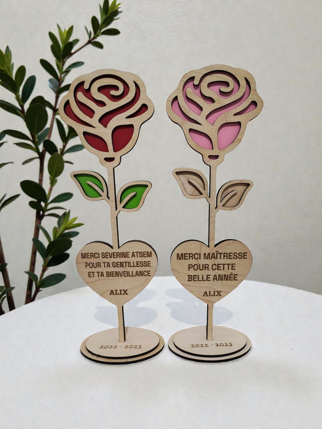 ROSE RELIEF AVEC COEUR