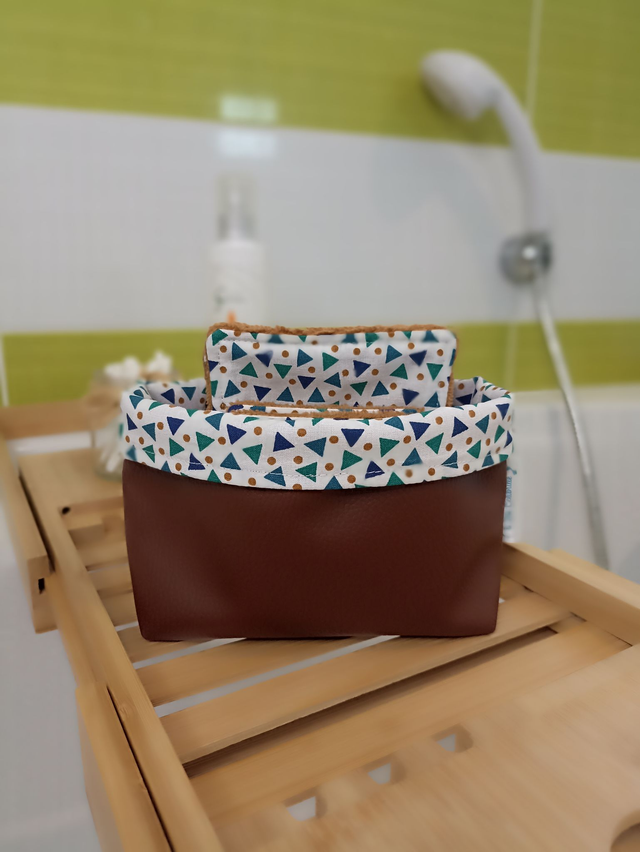 Ensemble panier avec lots de 8 lingettes et de 8 carrés visage - Khéops