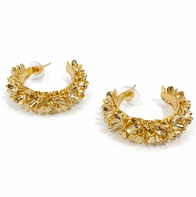 Argollas doradas flores 