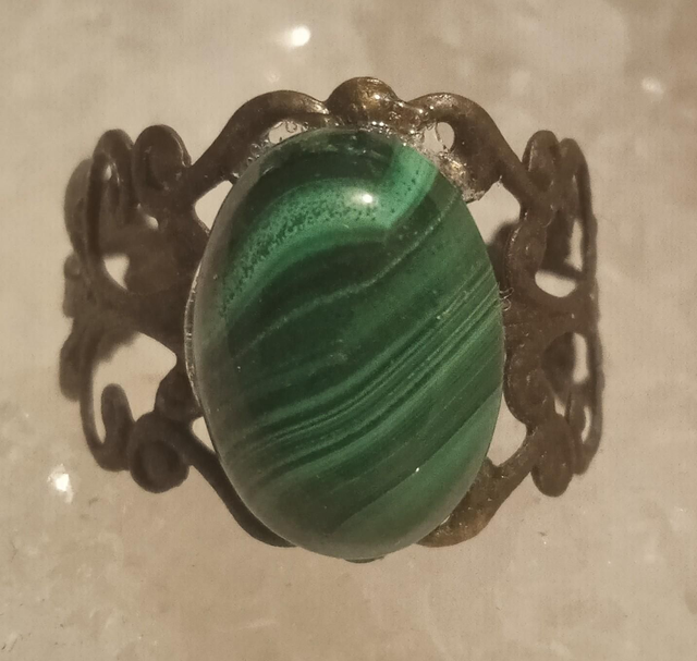 malachite (bague baroque bronzée) 