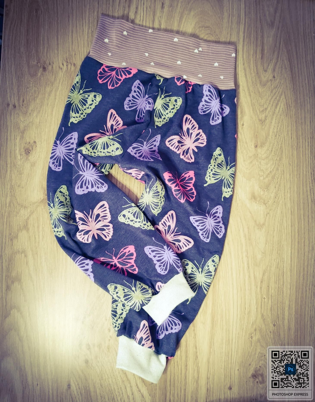 G*     24 MOIS Pantalon confort "PAPILLON" paillettes  2/3 ans 