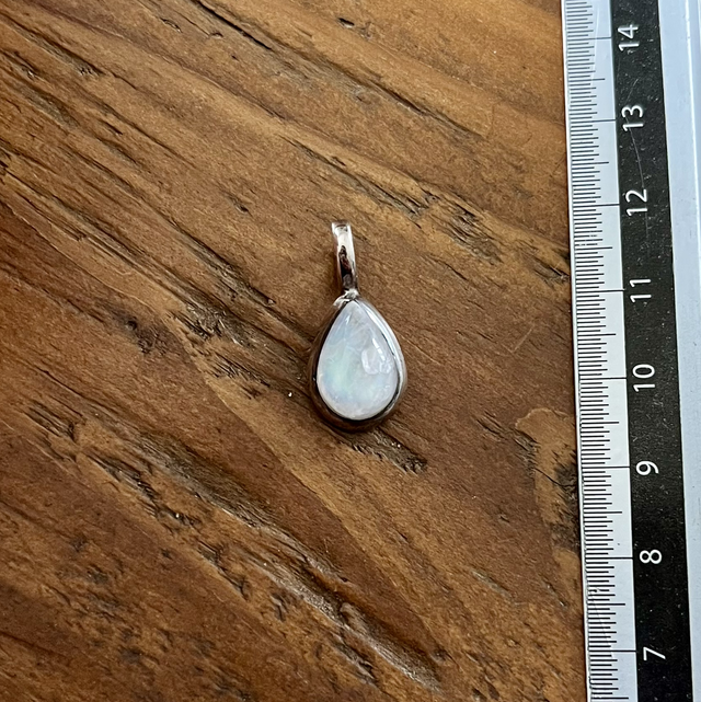 Pendentif en argent et Péristérite