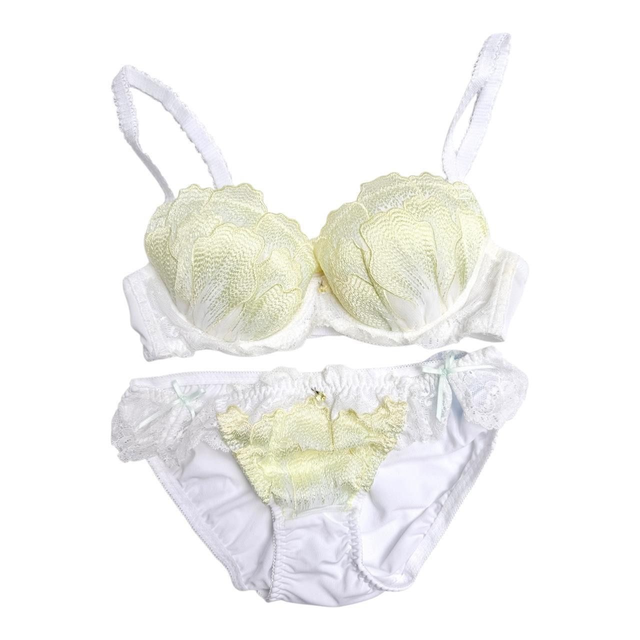 Yellow mermaid petal embroidered Bra + Underwear Set UK 30B  