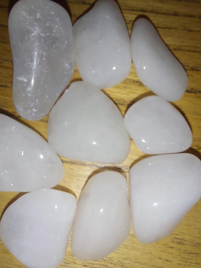 Snow quartz crystal 