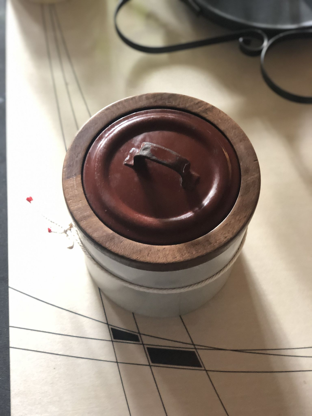 Upcycling Aufbewahrung L Emaille braun