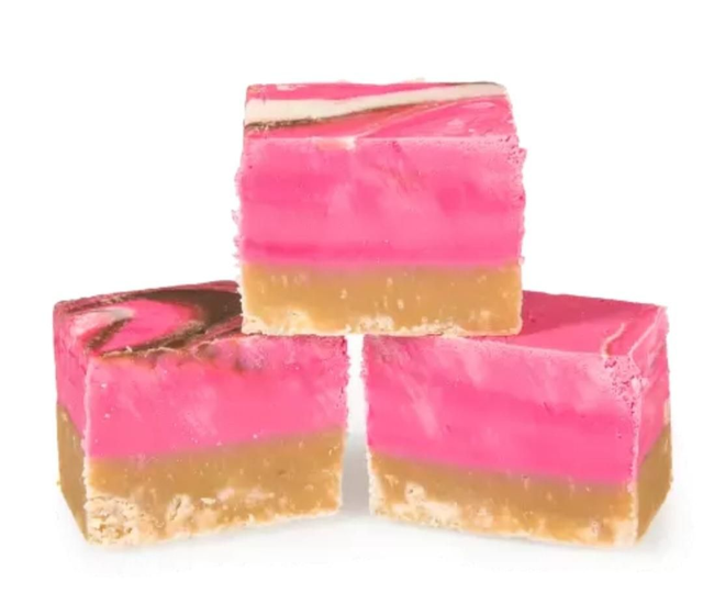 Strawberry &amp; Cream Fudge