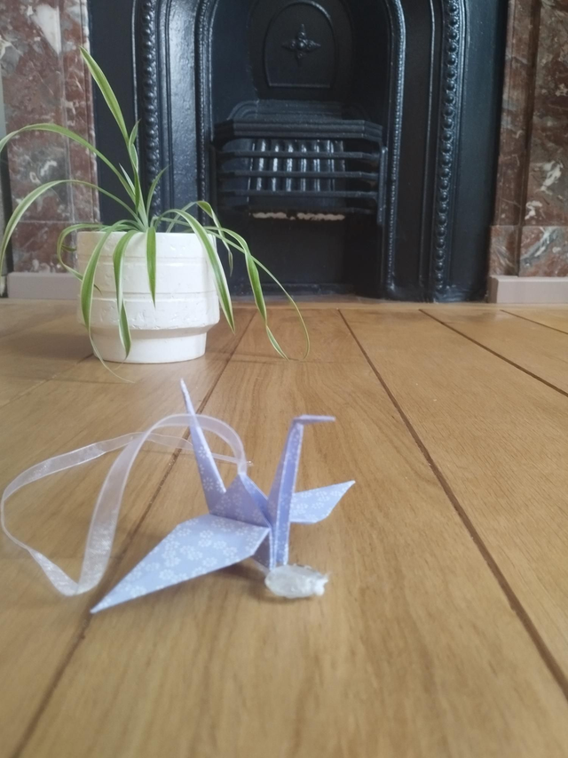 Suspension Origami – Grue de la Paix