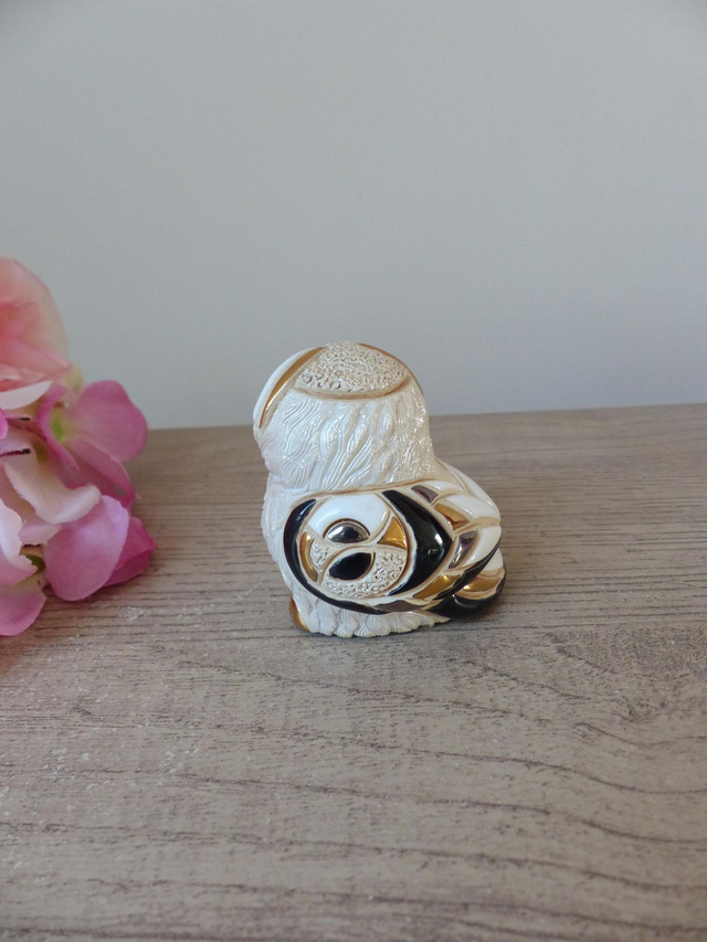 Figurine Miniature Chouette Effraie en Céramique Émaillée – Sculpture Artisanale De Rosa Peinte à la Main – Collection Animaux et Oiseaux