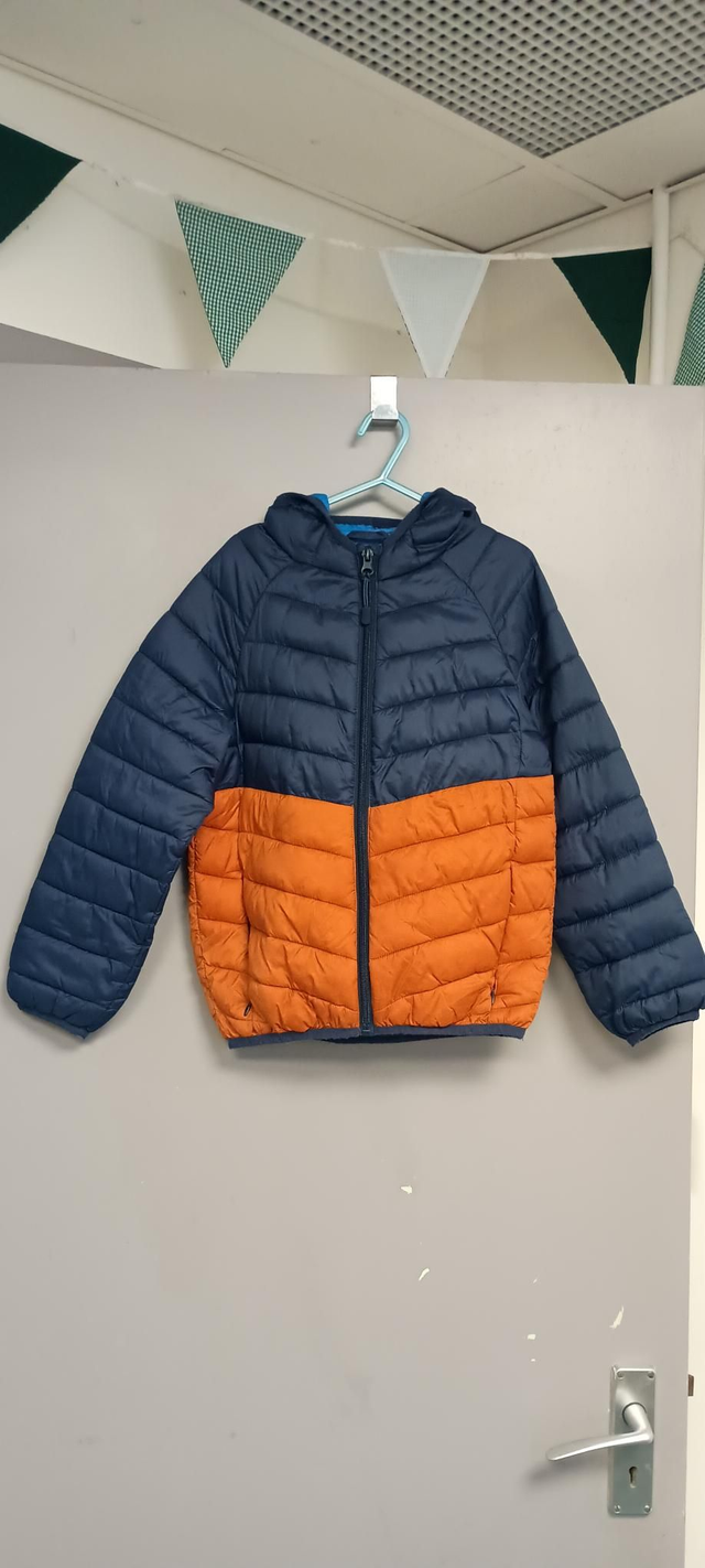 'M&amp;S' Winter jacket, puffa style, hood, 6-7 years