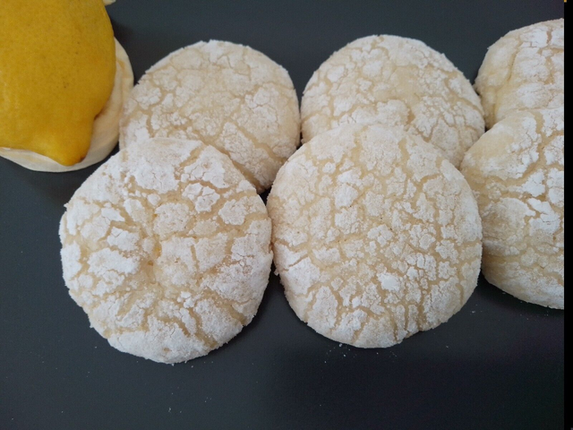 BISCOTTI AL LIMONE Confezione 400 gr. (SENZA LATTOSIO)