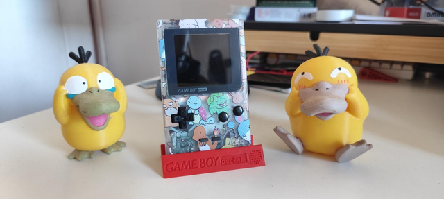 Support d&#039;exposition Gameboy Pocket