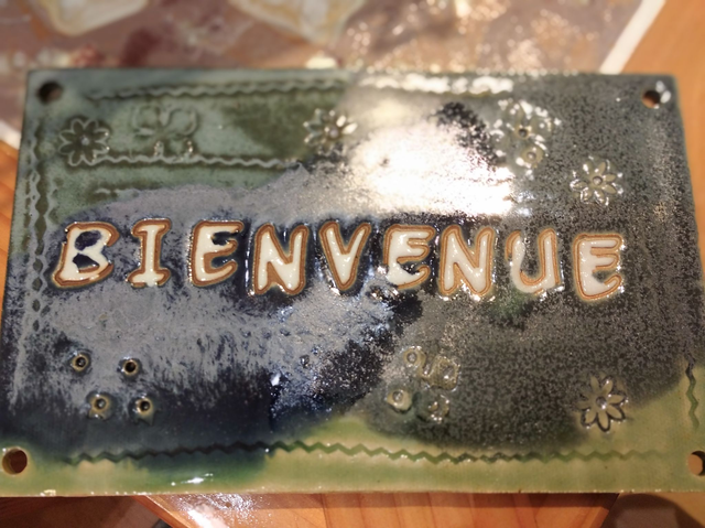PLAQUE DE MAISON: " Bienvenue" en grès 22 x 13,5 cm