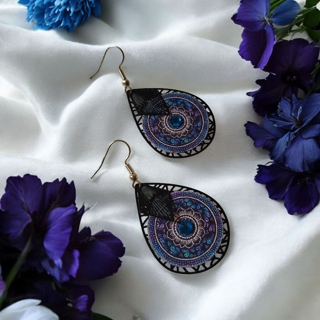 Boucles d&#039;oreilles bleu foncé