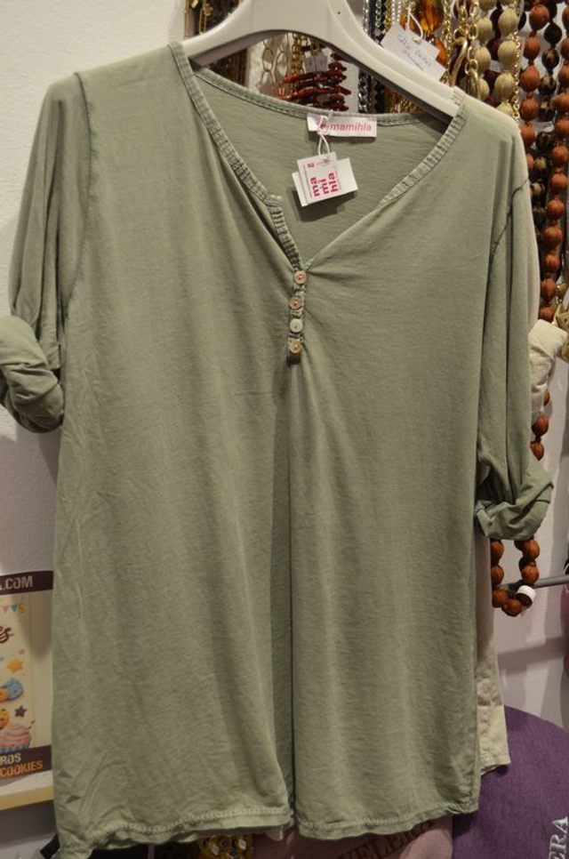 Camiseta 4 Botoncitos