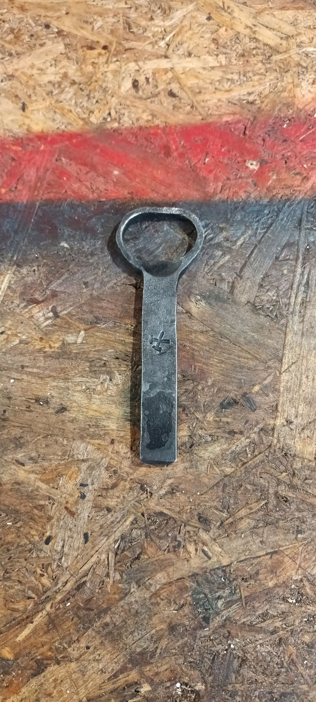 Bottle opener 