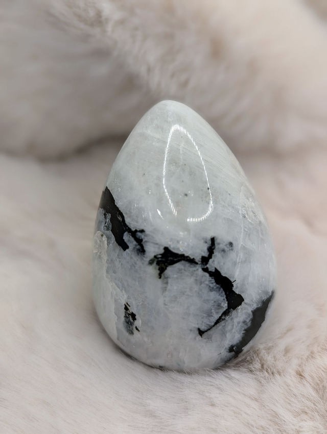 Œuf en Pierre de Lune Naturelle