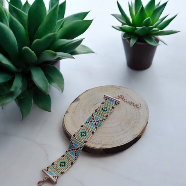 Bracelet tons vert, bleu et rose