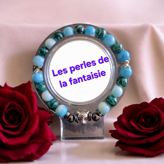 Bracelet perles de verre, perles hématite,breloque centrale léopard