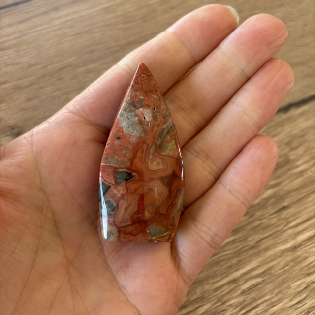 Pointe Agate Crazy Lace