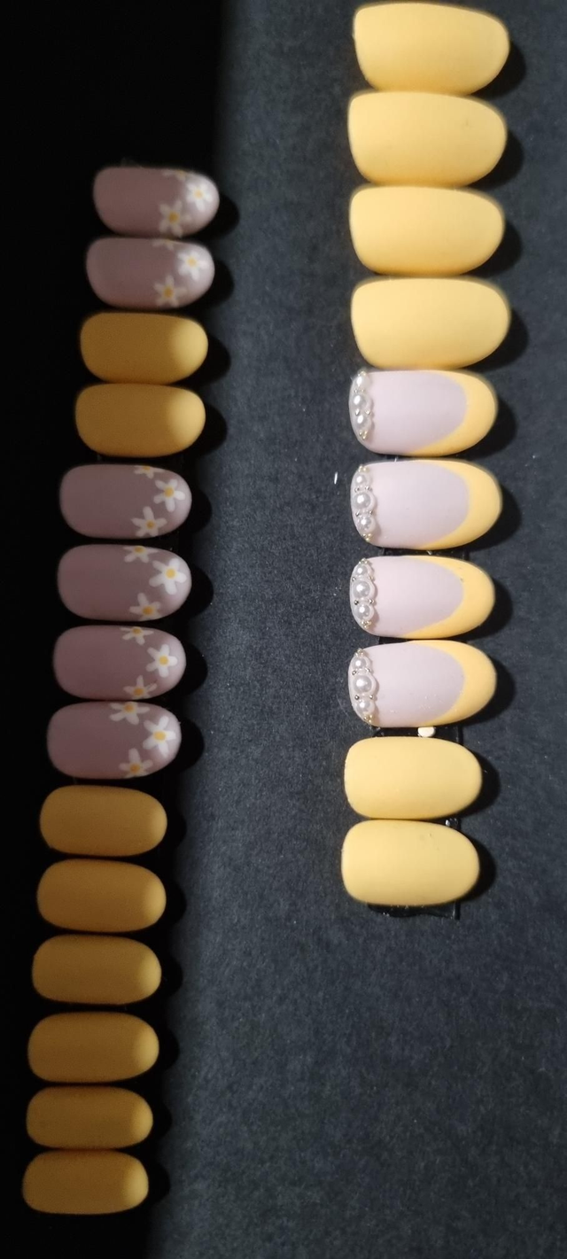 Yellow matty bijou oval xs