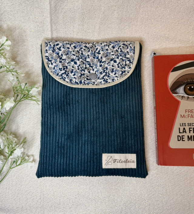 Pochette à livre Marine - Format POCHE