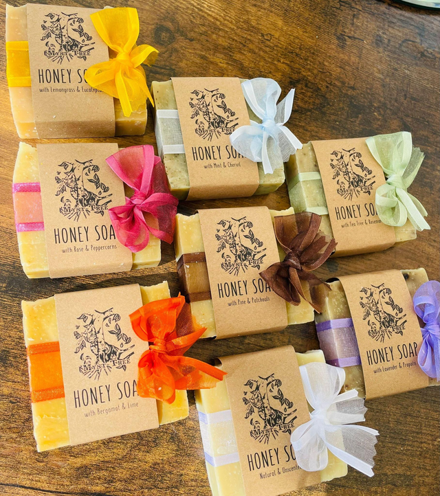 Myst~Tree Honey Soap (90g)
