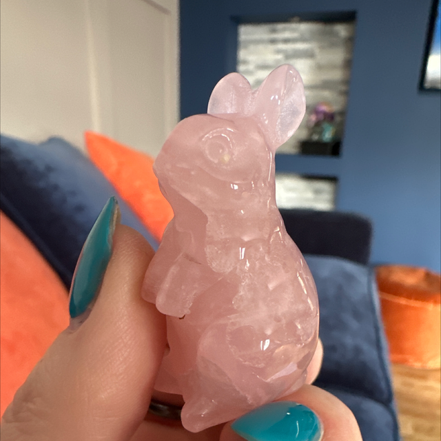 Rose Quartz Standing Bunny 