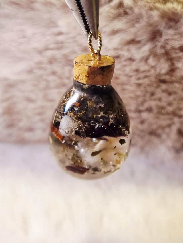 Le Pendentif Potion #46 - Confiance en Soi