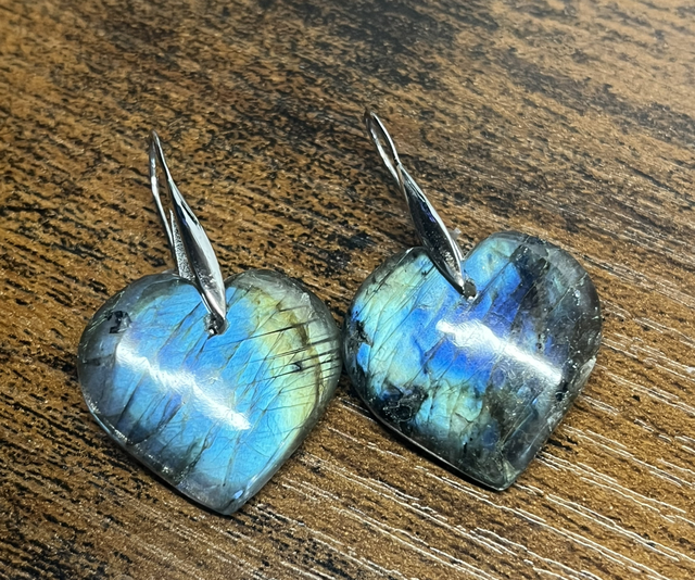 Boucles d’oreilles en argent et Labradorite