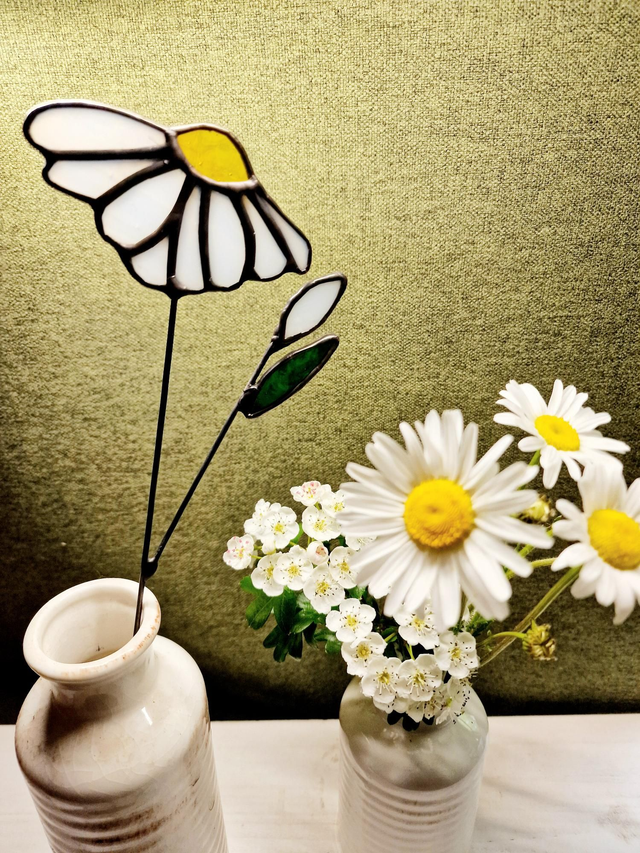 Daisy Glass Flower floral gifts &amp; home decor 