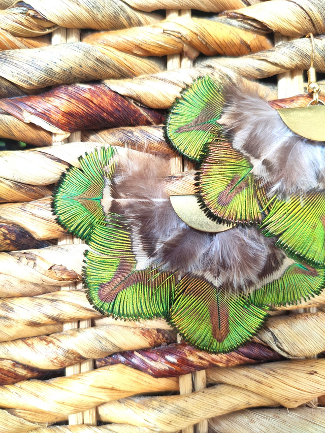 Boucles d'oreilles demi-lune Paon vert 