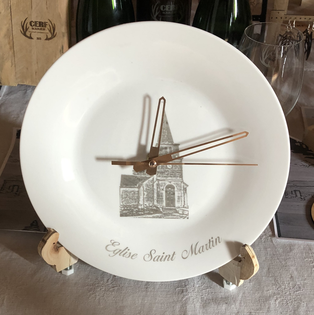 Horloge assiette Eglise du village de Warnécourt. Eglise St Martin 
