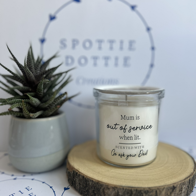 Mum is out of service candle
