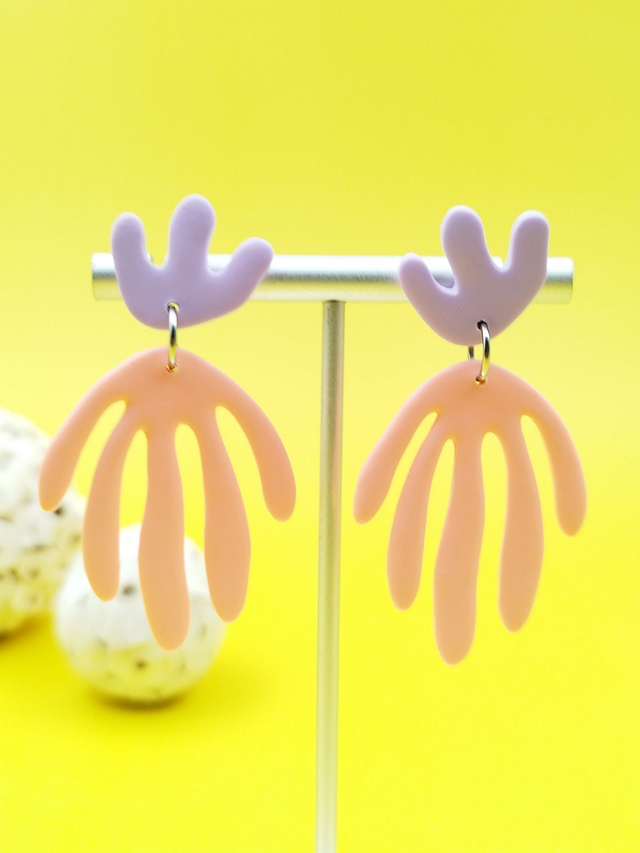 Boucles d&#039;oreilles &quot;Palmata&quot; Orange et Violet pastels