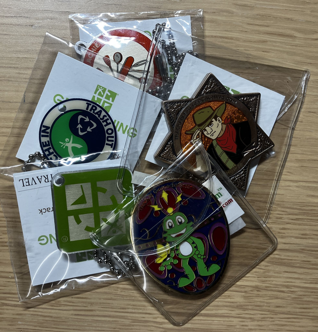 Geocoin-/Trackables-Wundertüte (5 Stück)