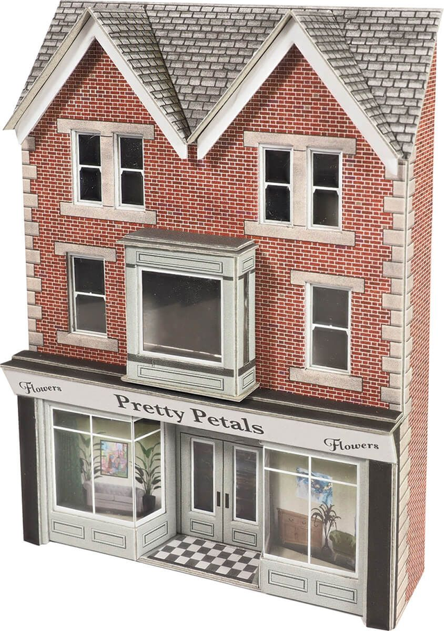 PO374 00/H0 Scale No. 7 High Street Low Relief Shop Front