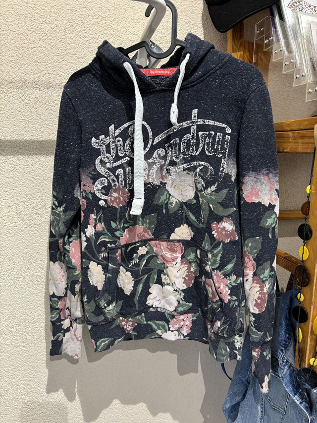 Sweatshirt à capuche Superdry (342)