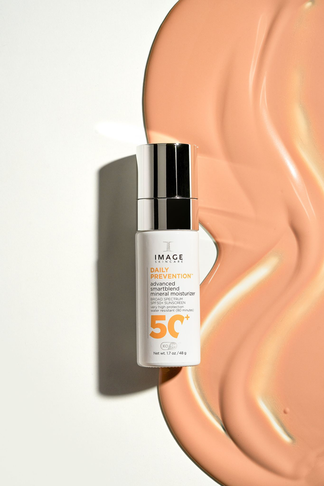 advanced smartblend mineral moisturizer SPF 50+
