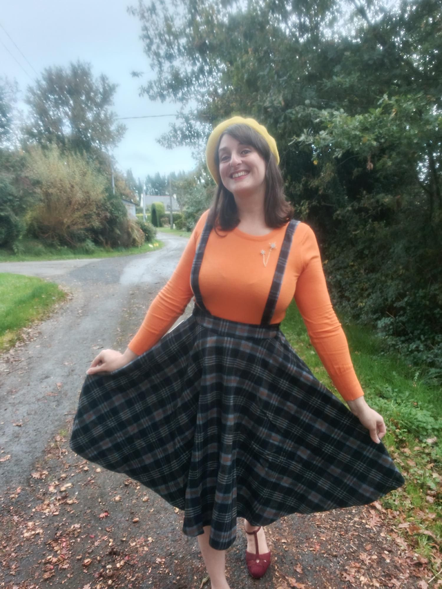 Jupe en laine/tartan à bretelles