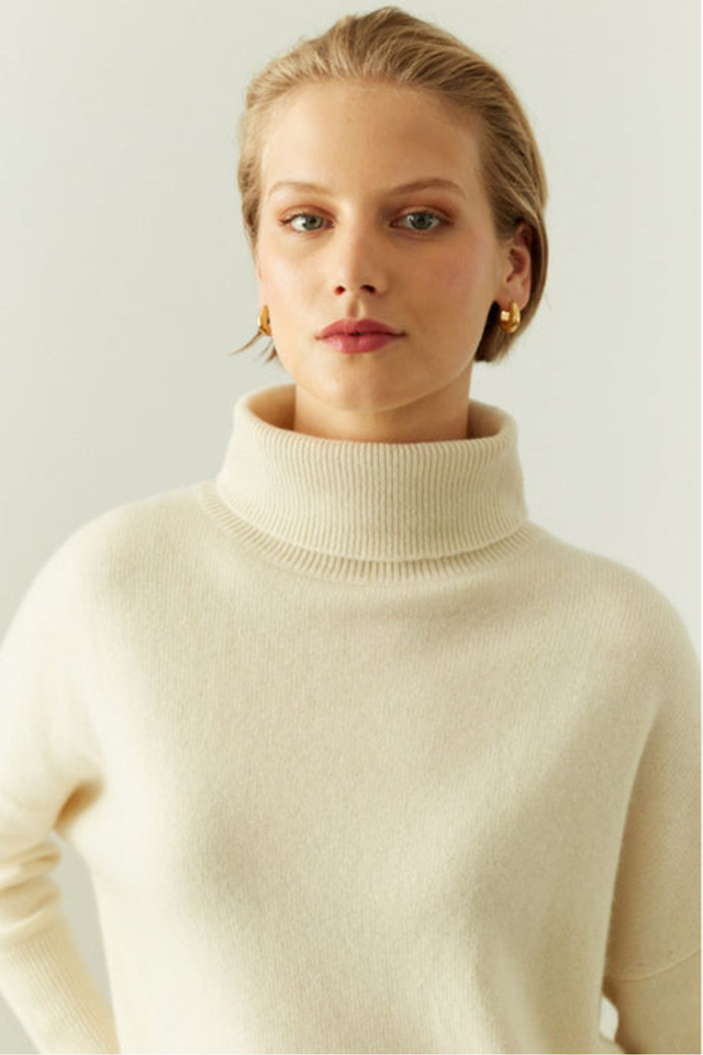 Cream Chinti &amp; Parker Cashmere Roll Neck 